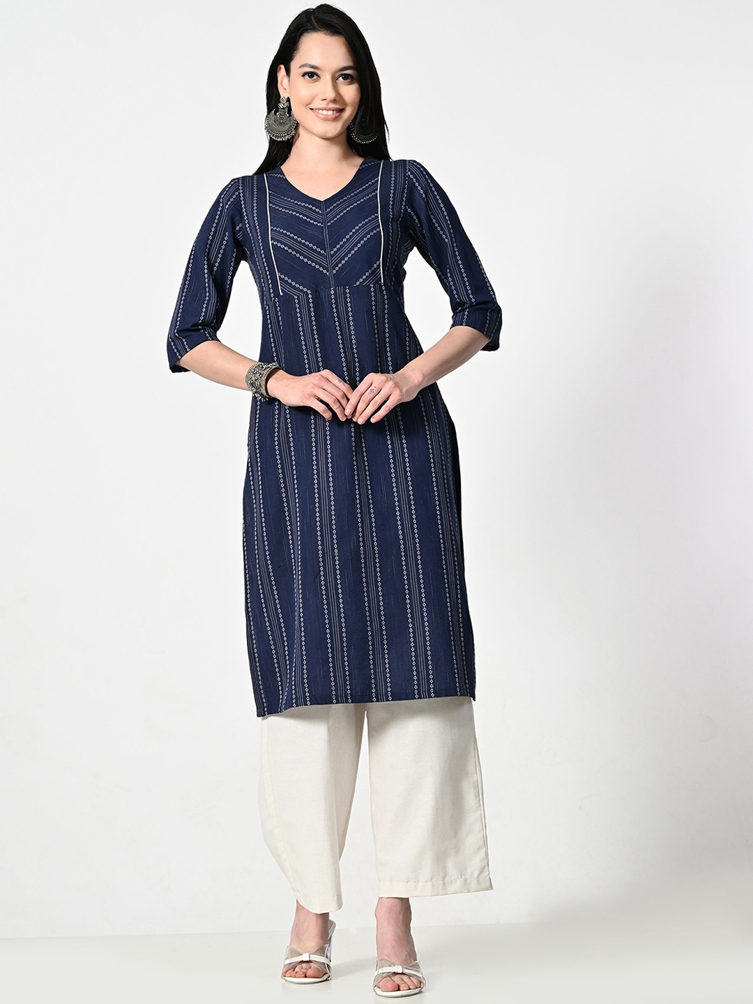 

AMBI Striped V-Neck Straight Kurta, Navy blue