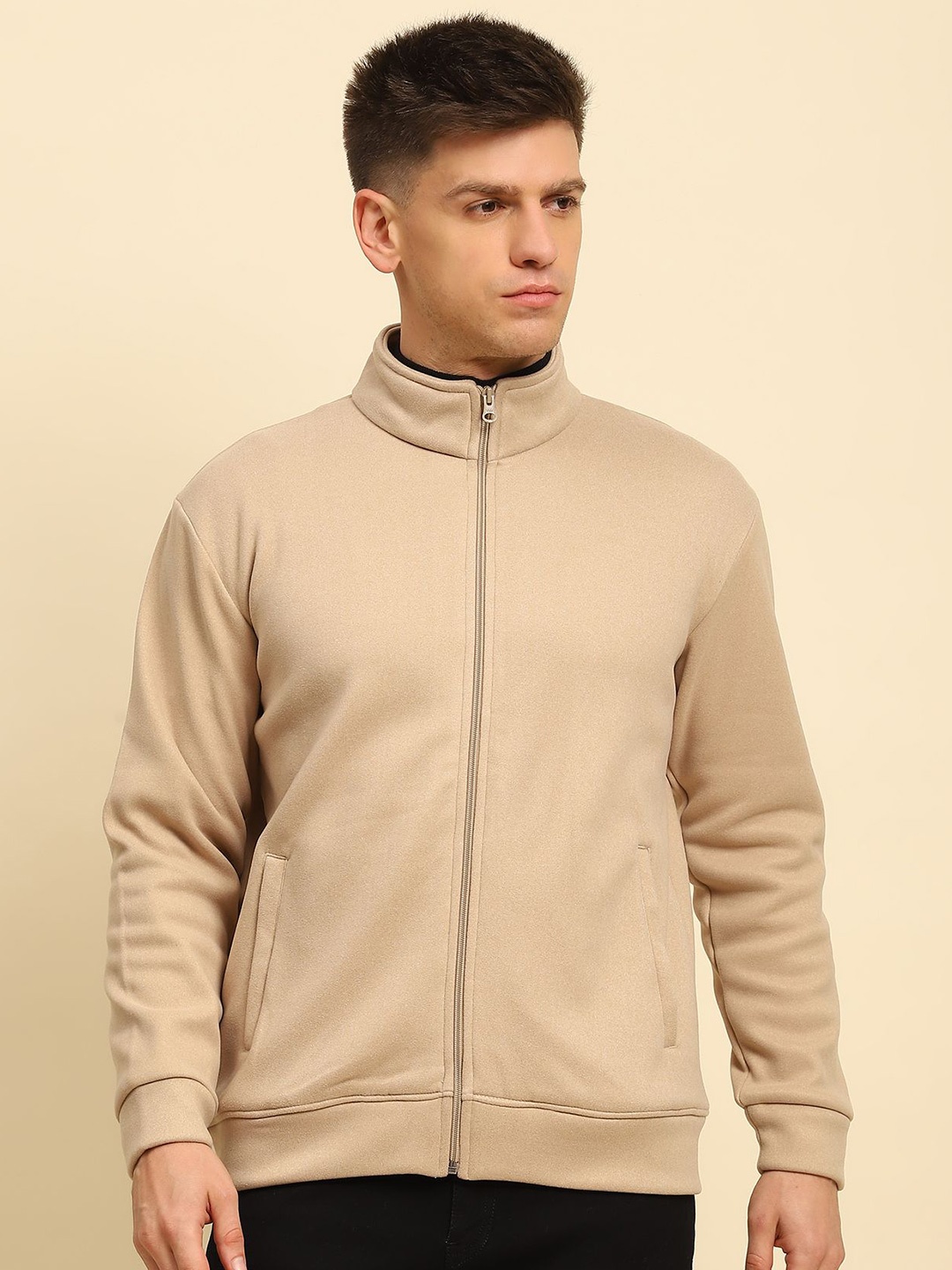 

Global Republic Men Sweatshirt, Brown