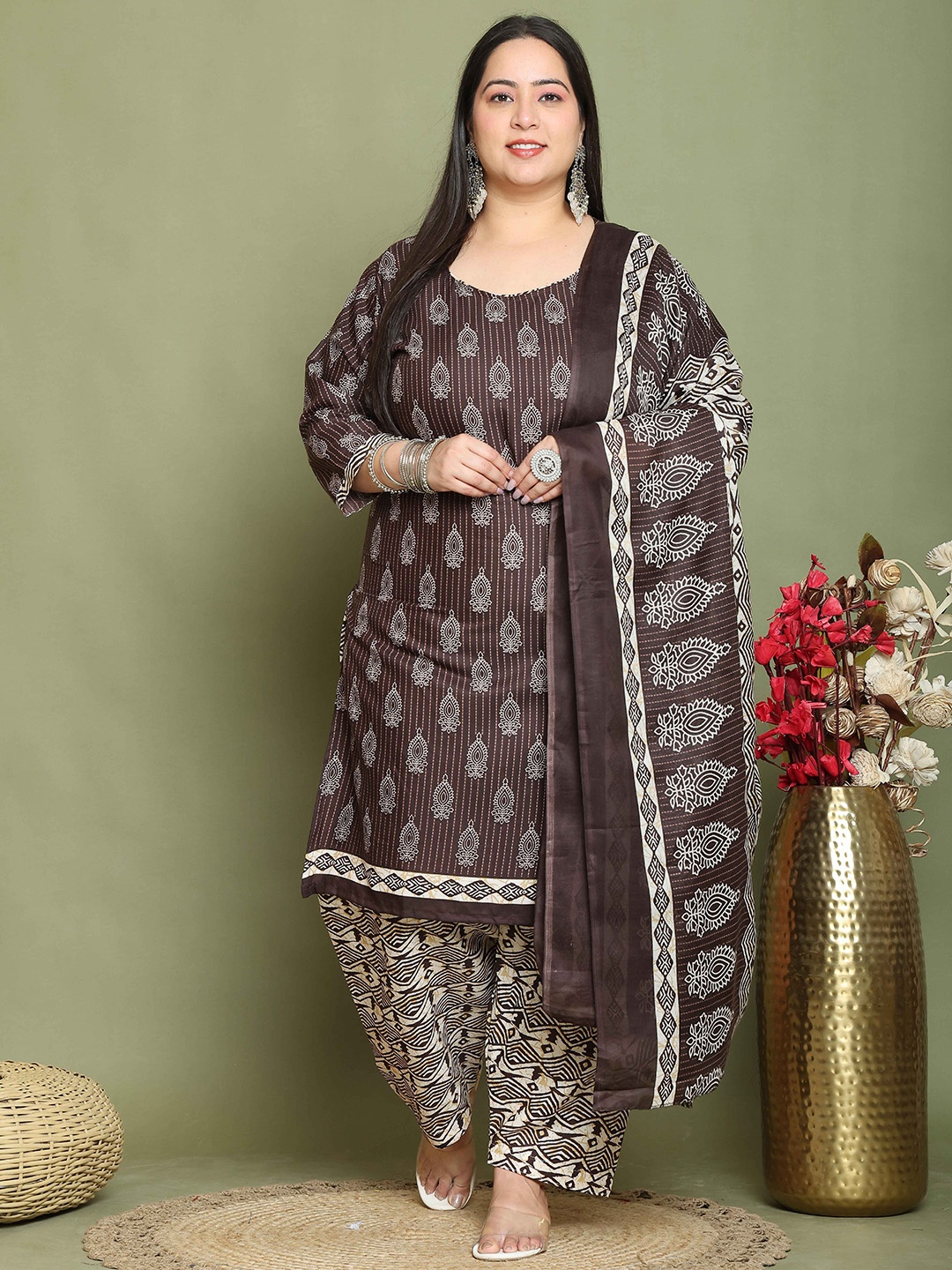 

Roly Poly Plus Size Floral Printed Straight Kurta With Salwar & Dupatta, Brown