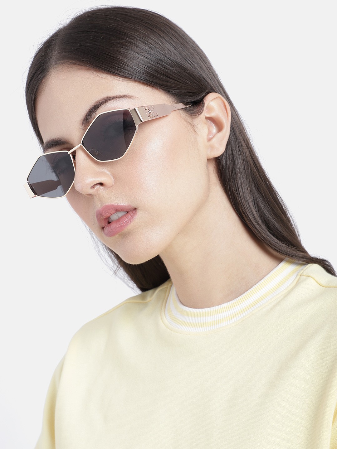 

DressBerry Unisex Sunglasses with UV Protected Lens, Black