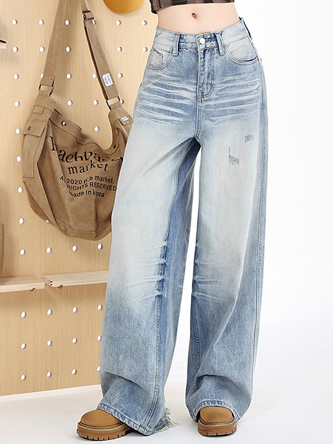 

LULU & SKY Women Straight Fit High-Rise Mildly Distressed Heavy Fade Jeans, Blue