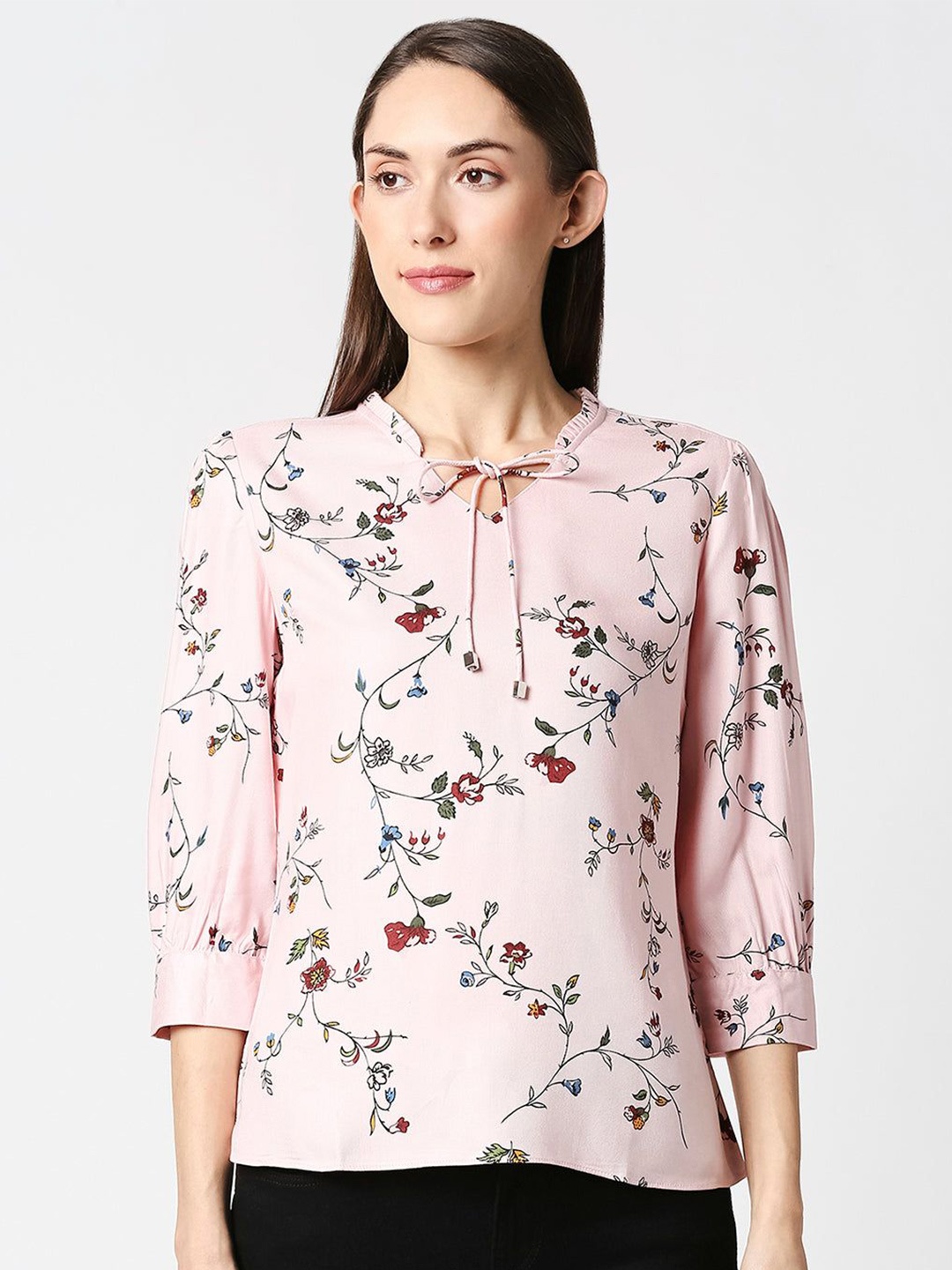 

Kraus Jeans Women Floral Printed Top, Pink