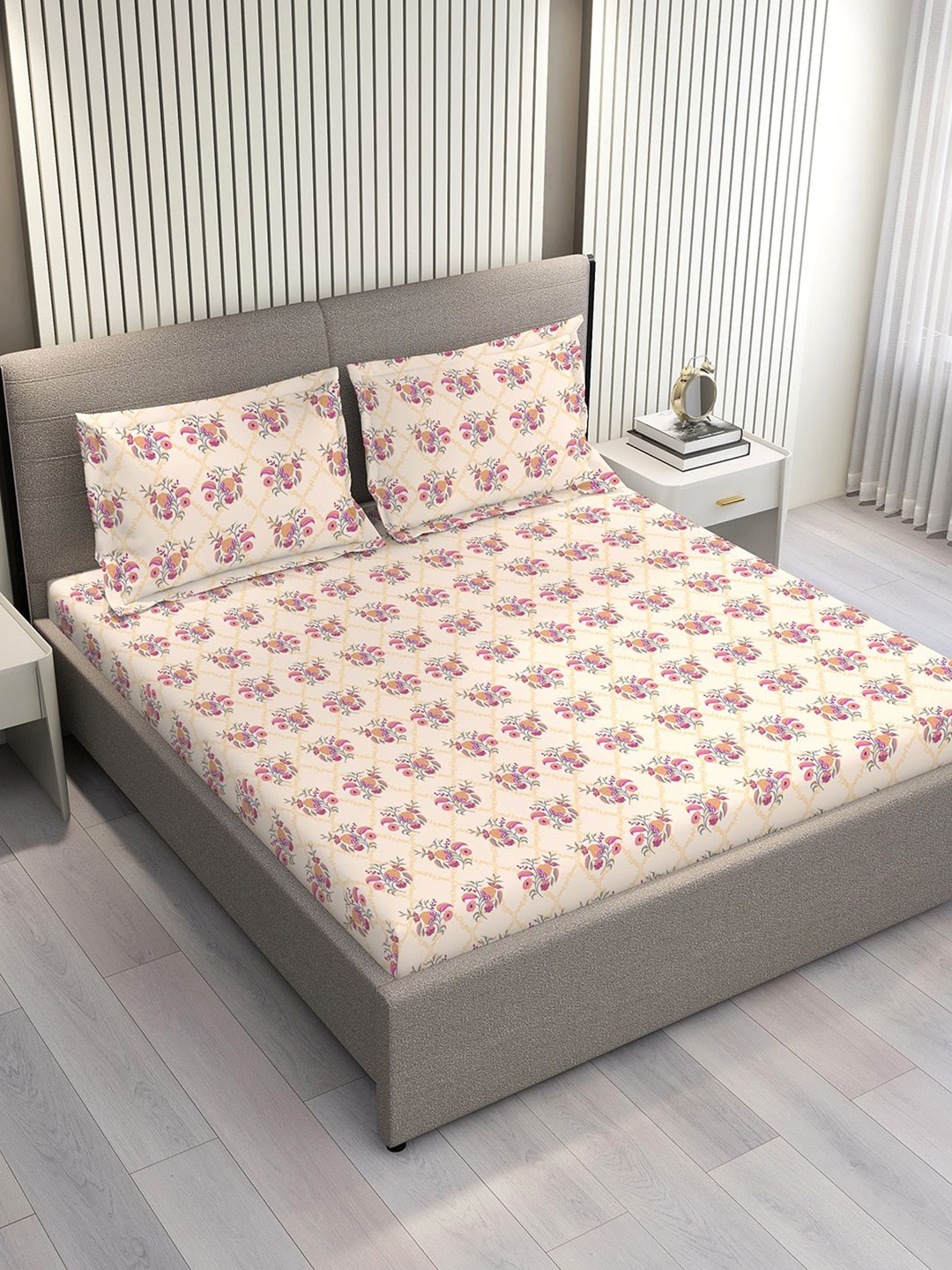 

Layers Lumina Floret Beige & Purple Floral Cotton 144 TC King Bedsheet Set-2.74 m x 2.74 m