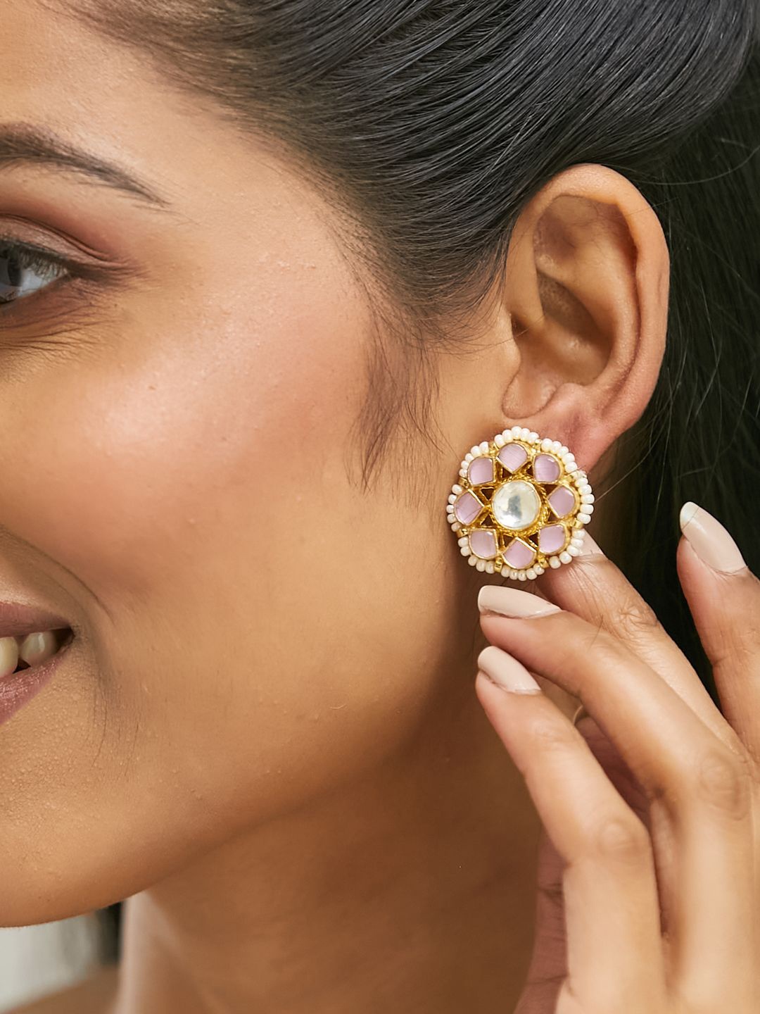 

Yinara Vintage-Inspired Gold-Plated Gemstone Studded & Pearls Beaded Floral Studs