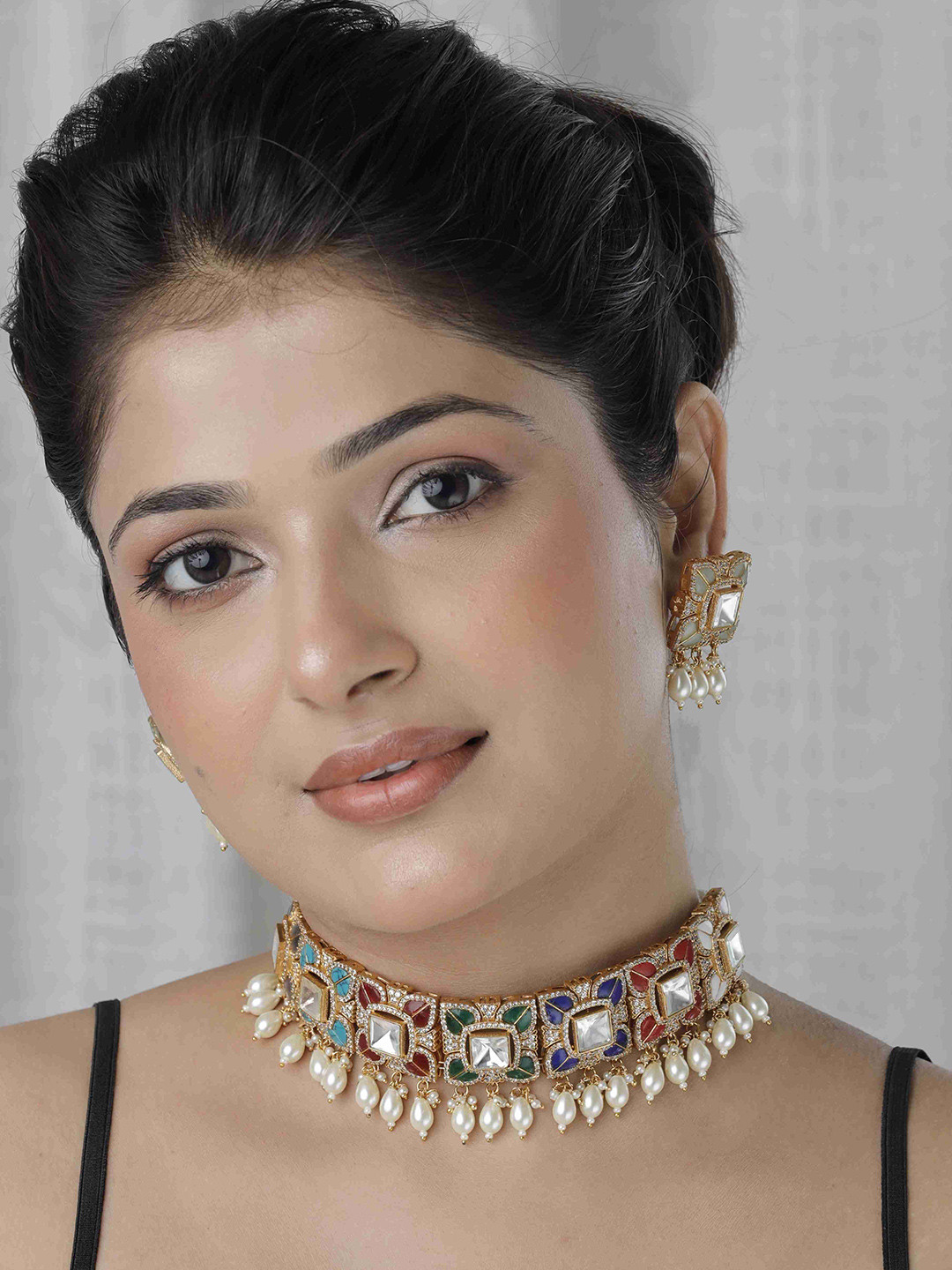 

STYLE DECO Gold Plated Pearl Beaded Necklace & Earrings