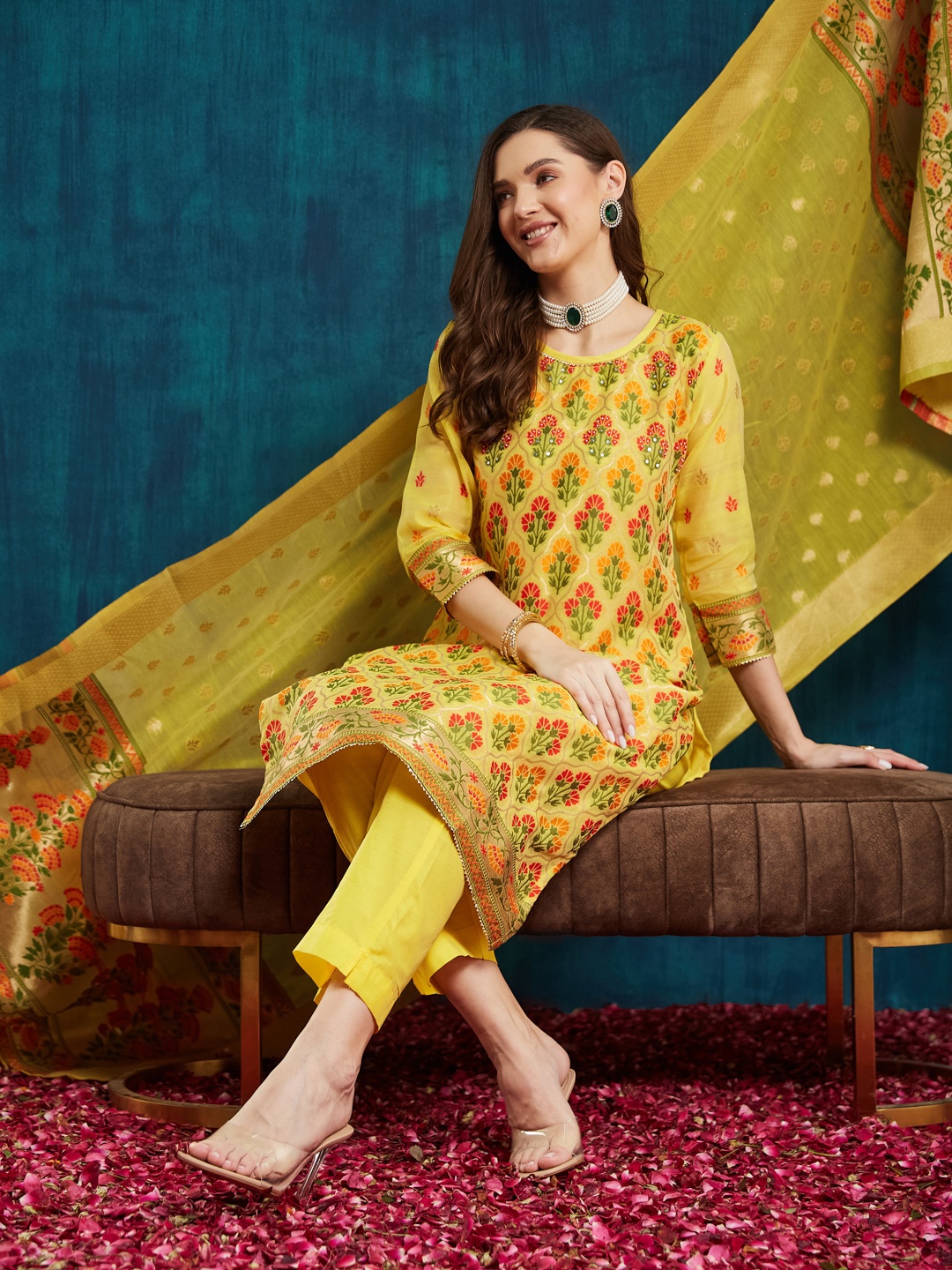 

RAJGRANTH Floral Woven Design Sequinned Chanderi Silk Straight Kurta & Trouser & Dupatta, Yellow