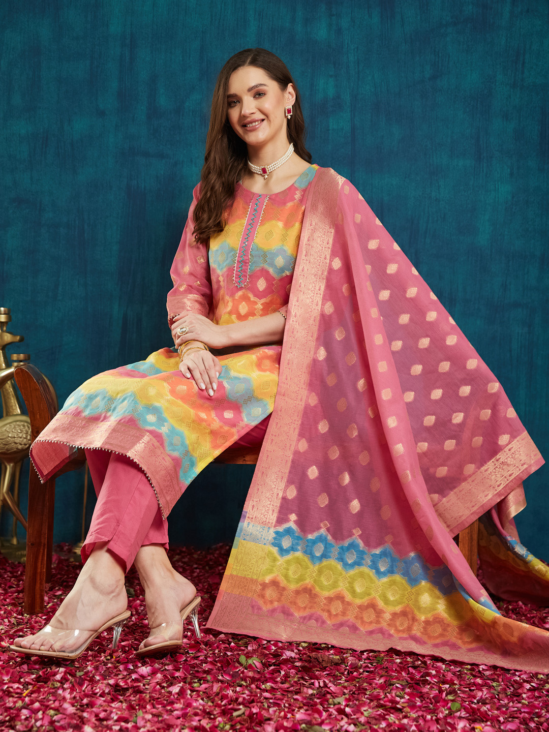 

RAJGRANTH Ethnic Motifs Woven Design Chanderi Silk Straight Kurta & Trouser & Dupatta, Pink