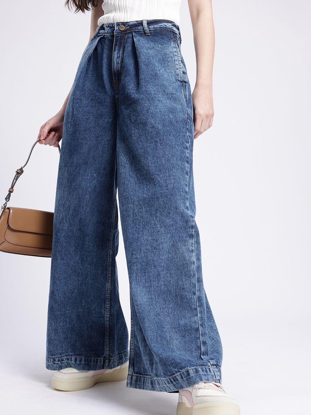 

glitchez Women Classic Cool Wide Leg Heavy Faded Pleated Jeans, Blue
