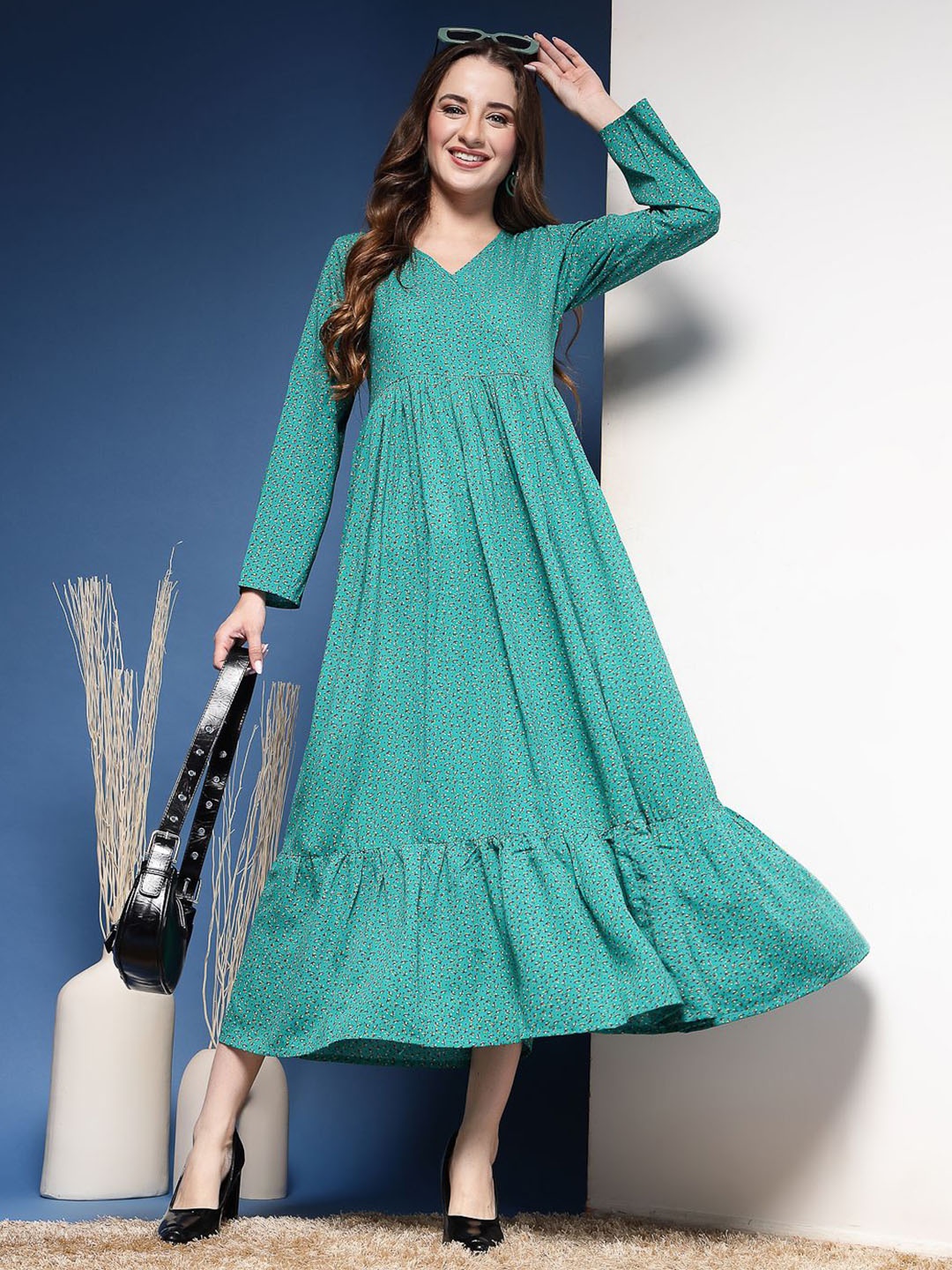 

GLAMALUE Women Floral Printed Fit and Flare Maxi Dress, Green