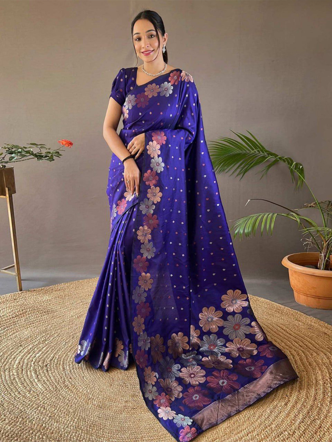 

bansari textiles Woven Design Zari Kanjeevaram Saree, Blue