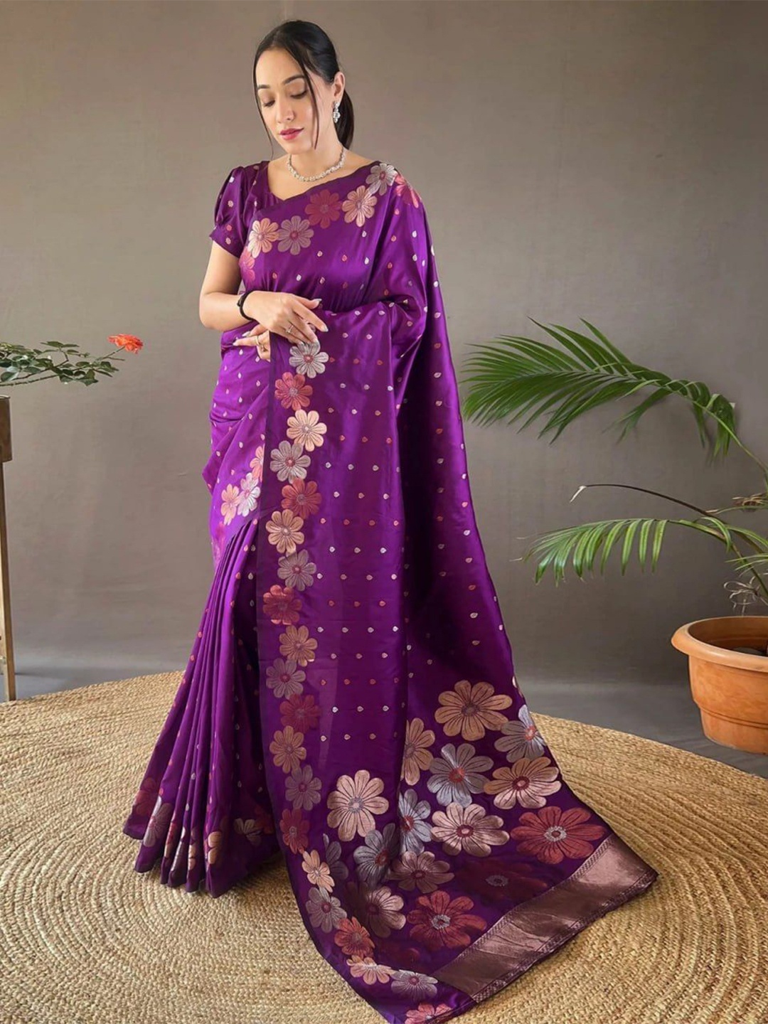 bansari textiles Floral Woven Design Kanjeevaram Saree, Purple