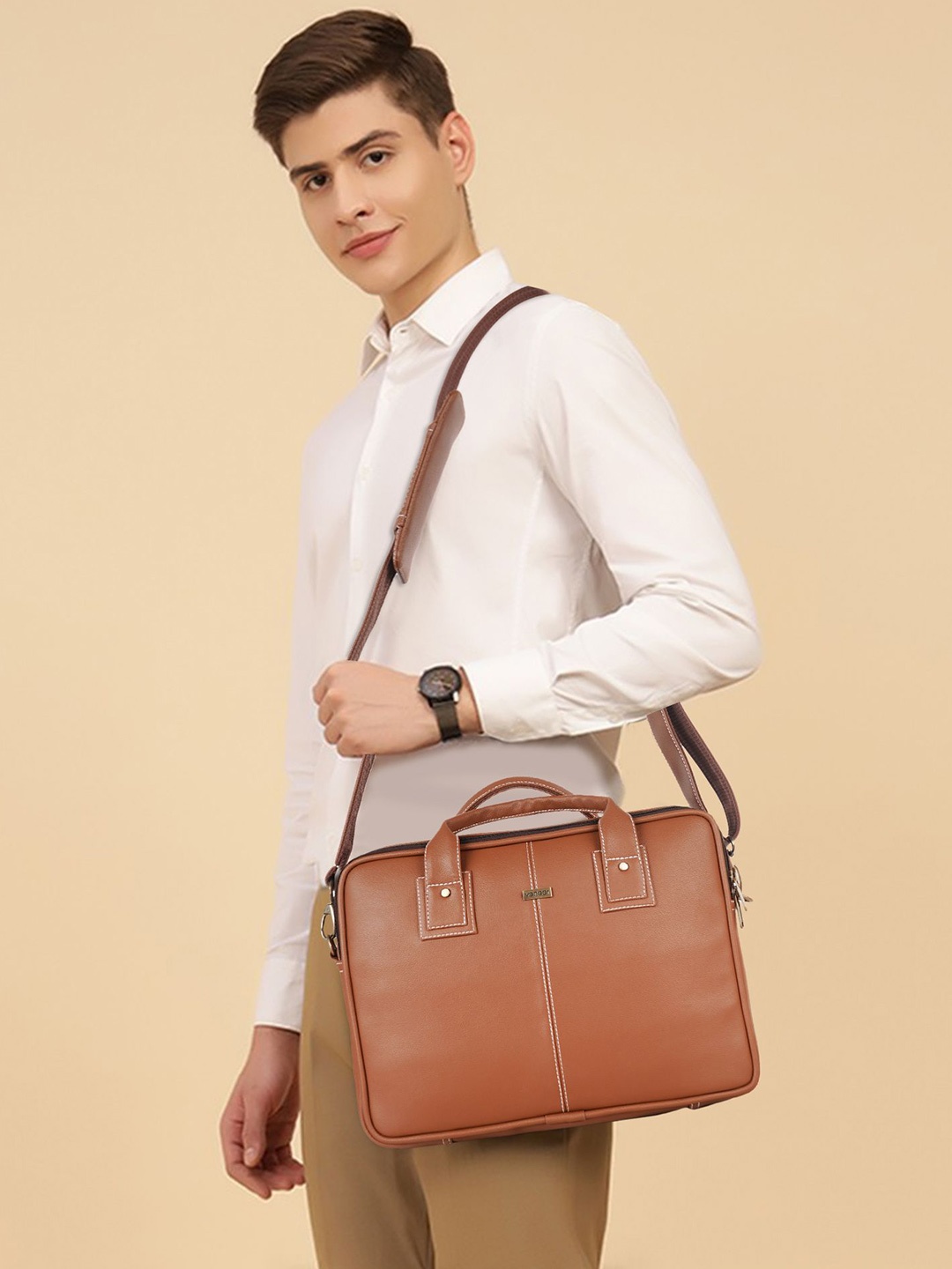 

Veneer Men Solid Leather Messenger Bag, Tan