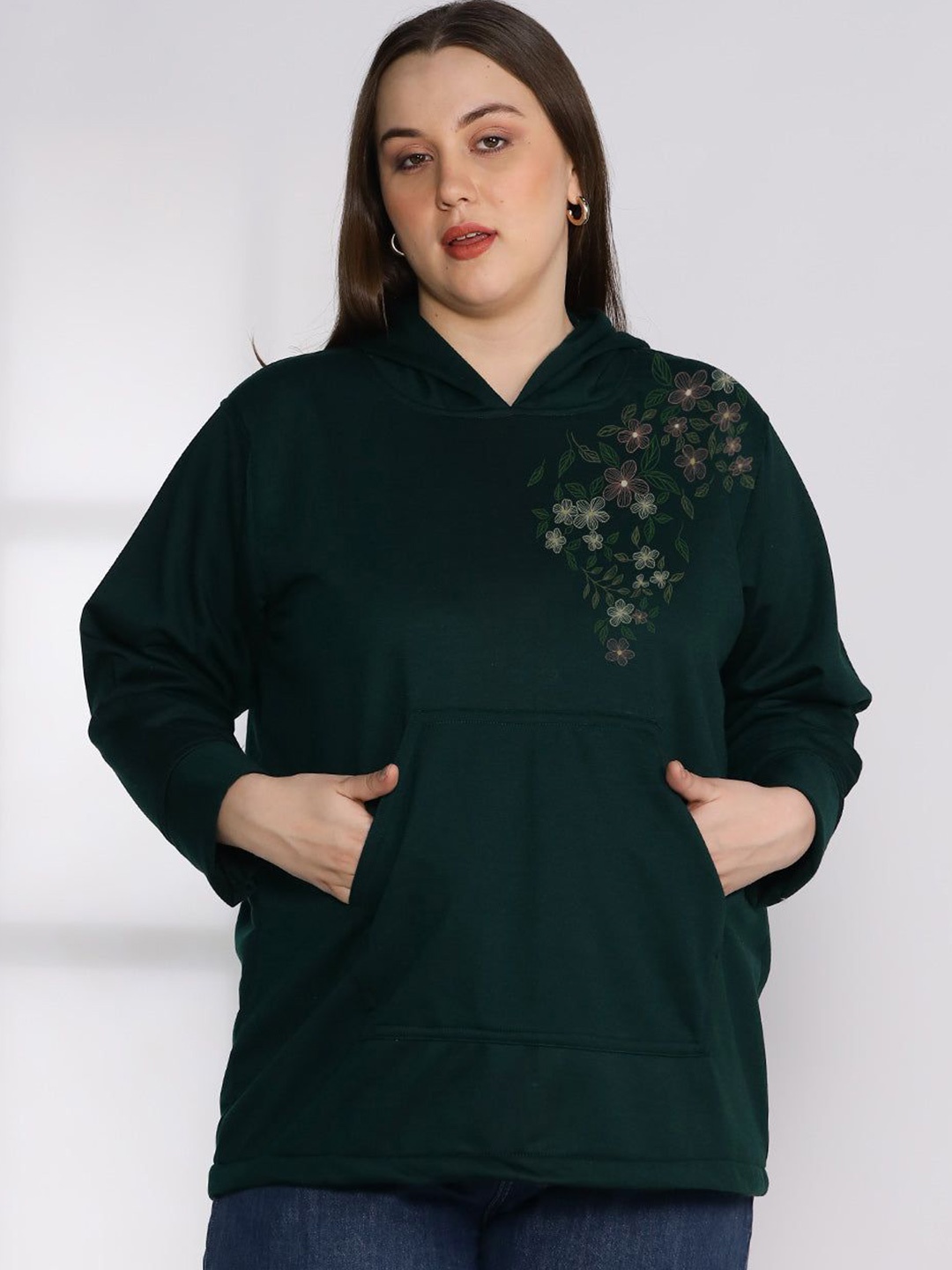 

LetsDressUp Women Printed Hooded Sweatshirt, Green