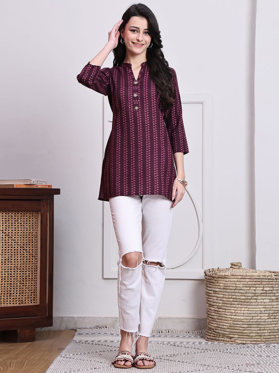 

Rajnandini Printed Mandarin Collar Kurti, Purple