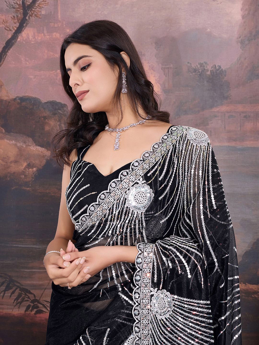 

House of Pataudi Embellished Saree With Blouse Piece, Black