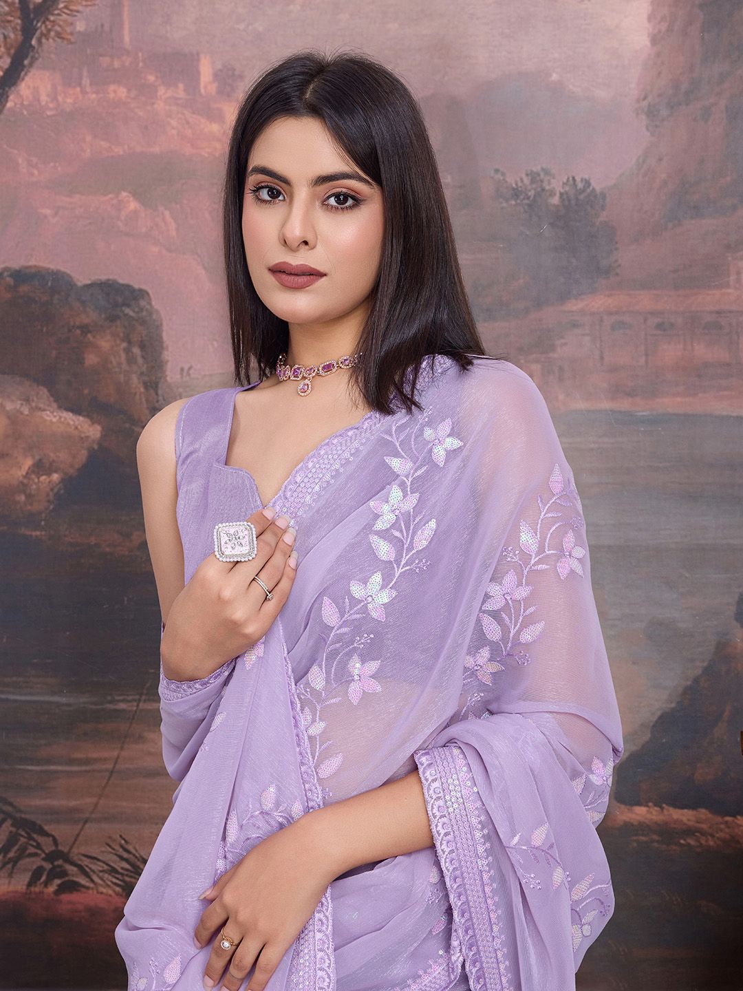 

House of Pataudi Women Embellished Saree With Blouse Piece, Lavender