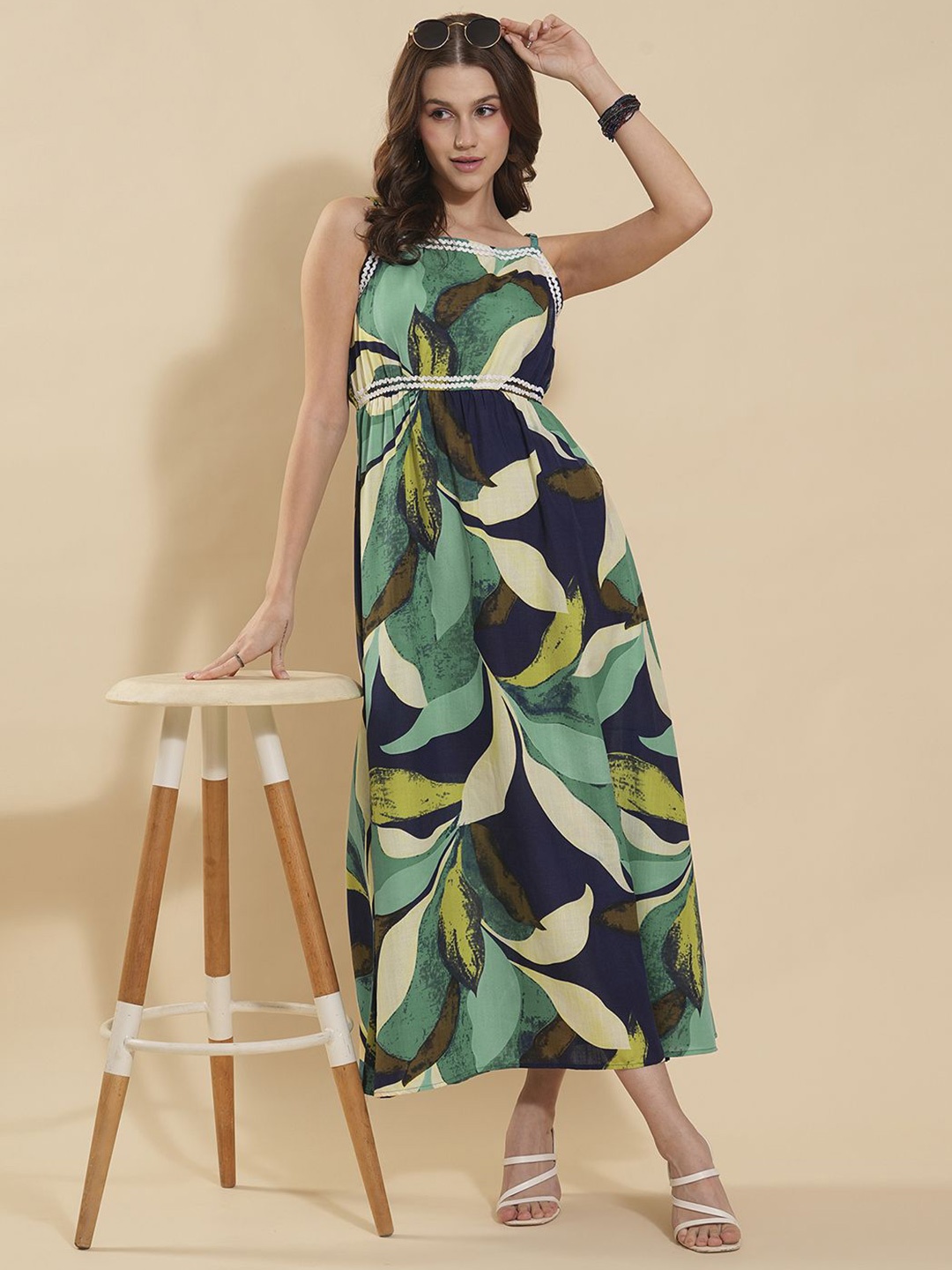 

Fashfun Floral Printed Fit & Flare Midi Dress, Green