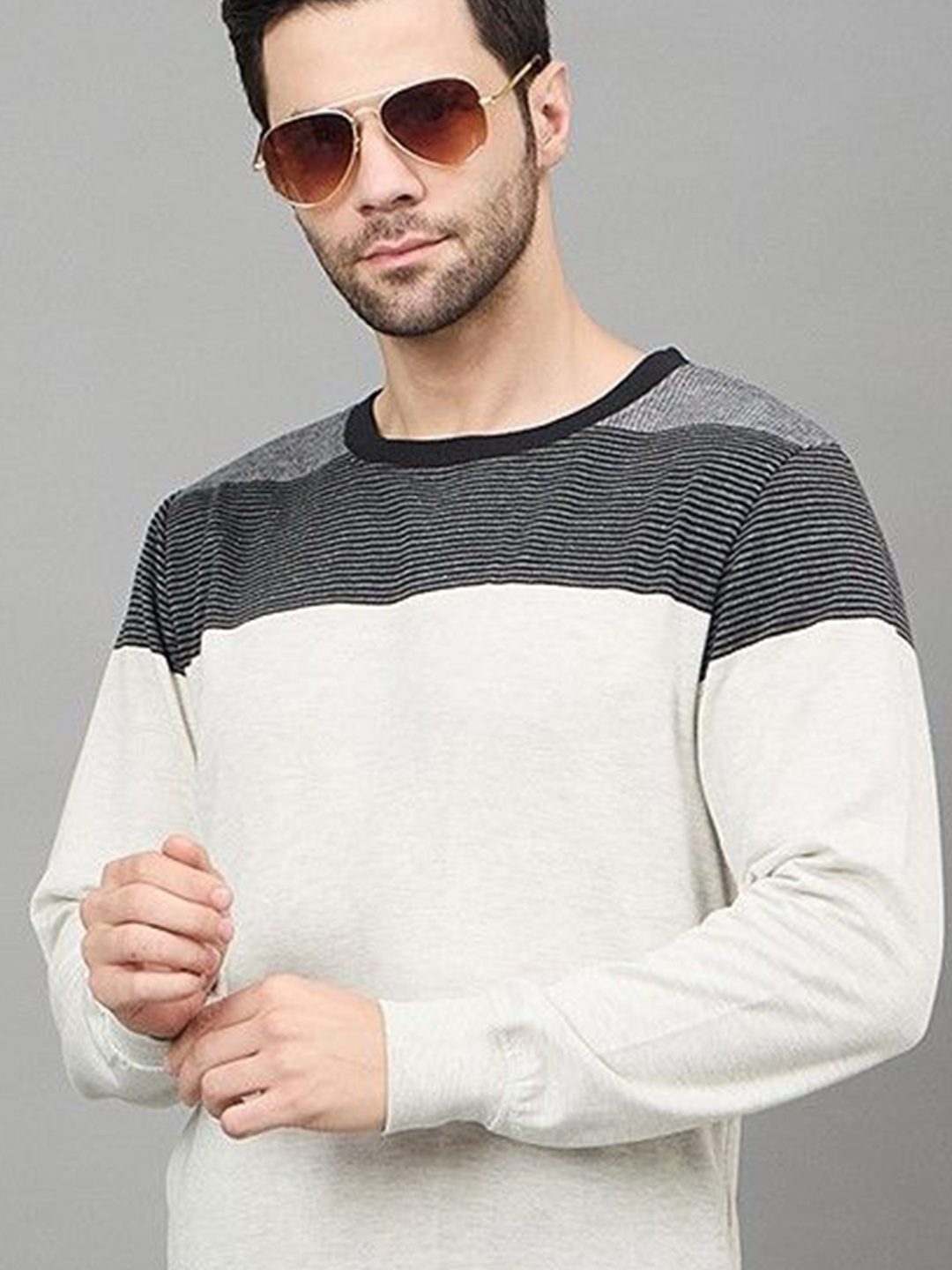 

Austin wood Men Striped Pullover Sweatshirt, Off white