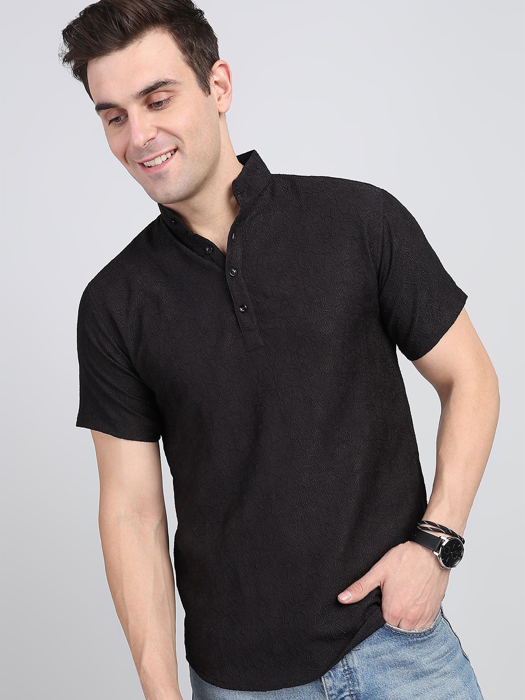 

Wuxi Men Straight Opaque Casual Shirt, Black