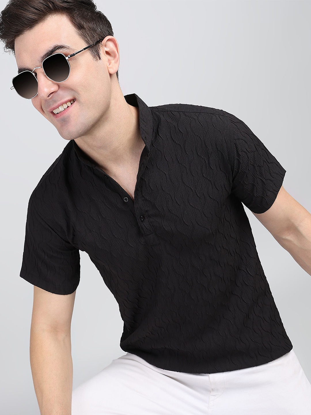 

Wuxi Men Straight Fit Mandarin Collar Textured Casual Shirt, Black