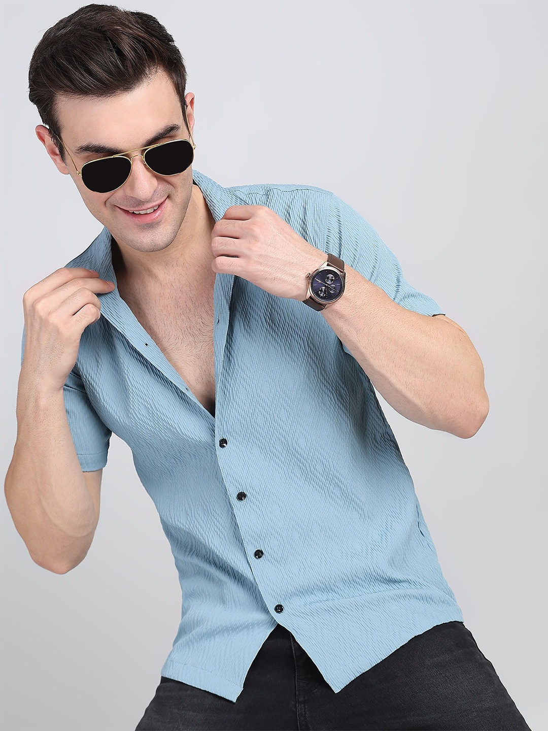 

Wuxi Men Straight Fit Cuban Collar Textured Casual Shirt, Turquoise blue