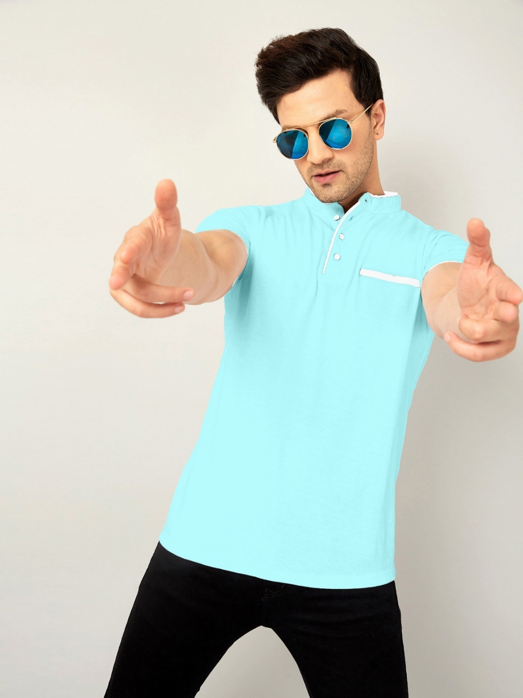 

AUSK Men Solid Mandarin Collar Cotton T-shirt, Sea green