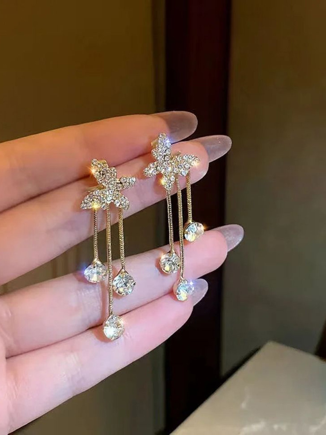 

Celestique Contemporary Studs Earrings, Gold