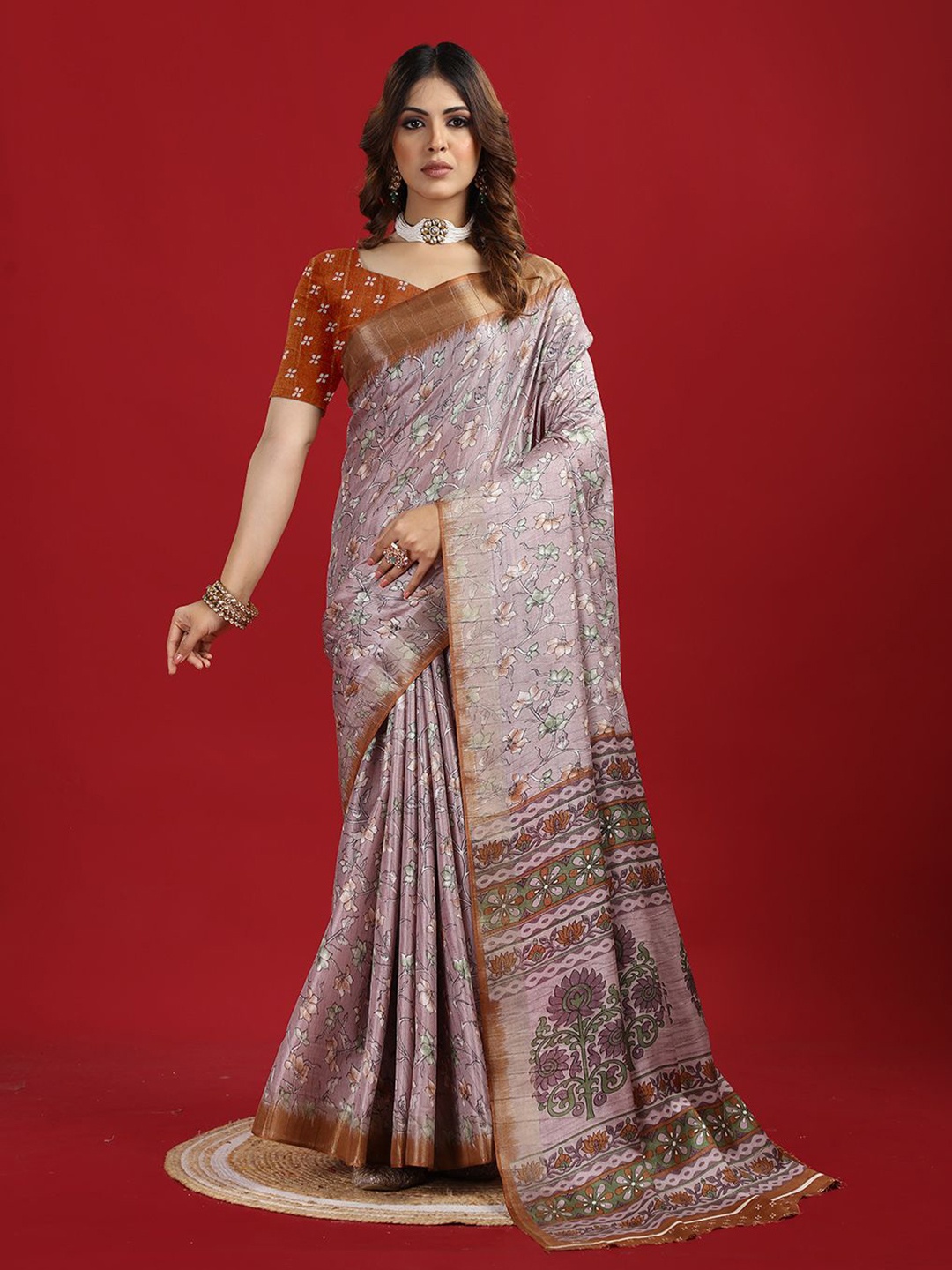 

A.V.M Prints Floral Printed Zari Saree, Lavender