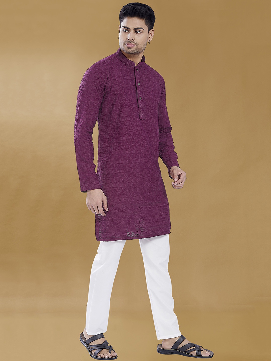 

DIVISIVE Floral Embroidered Mandarin Collar Cotton Straight Kurta, Burgundy