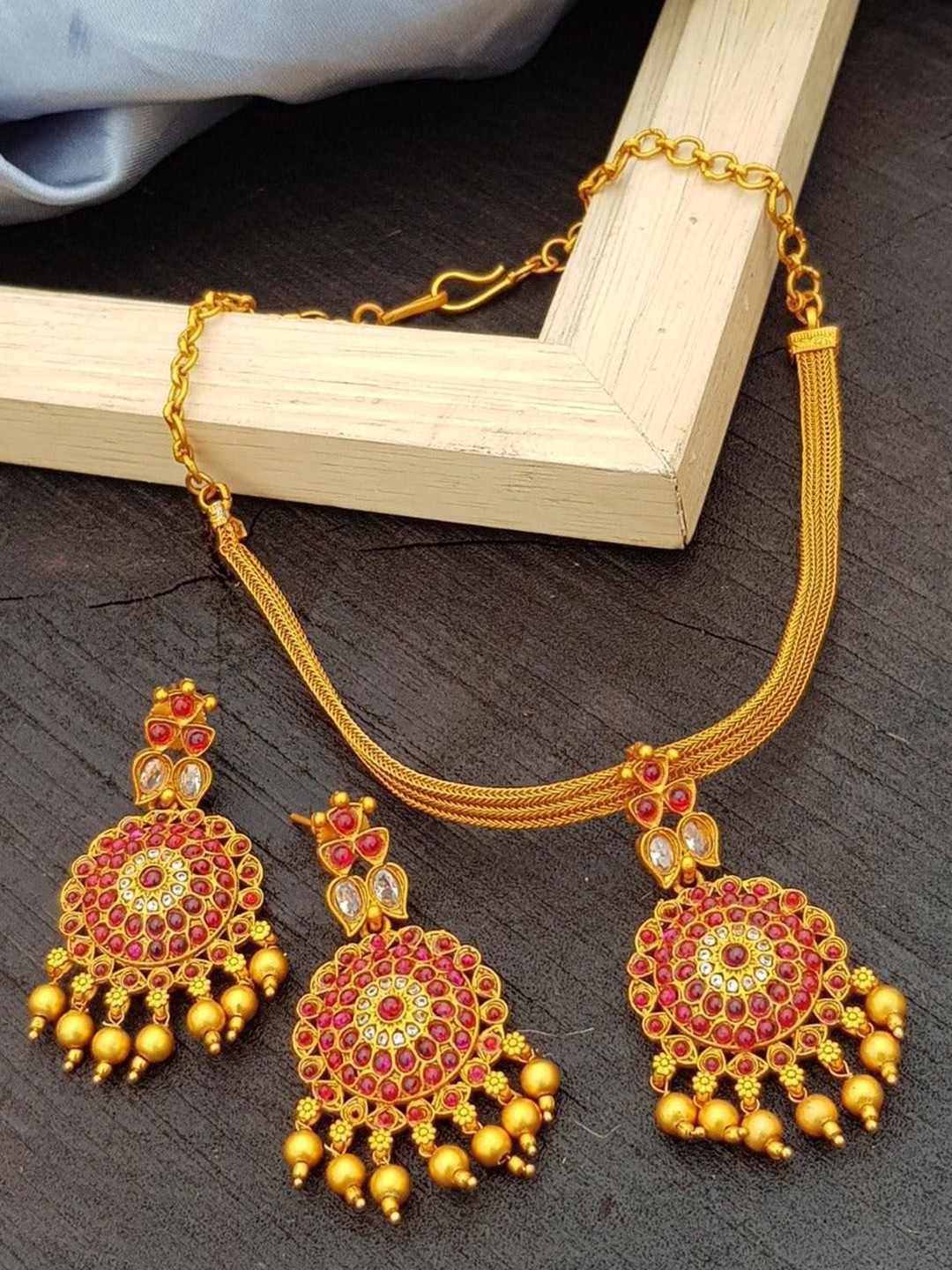 

GRIIHAM Gold Plated American Diamond Studded & Beaded Jewellery Set