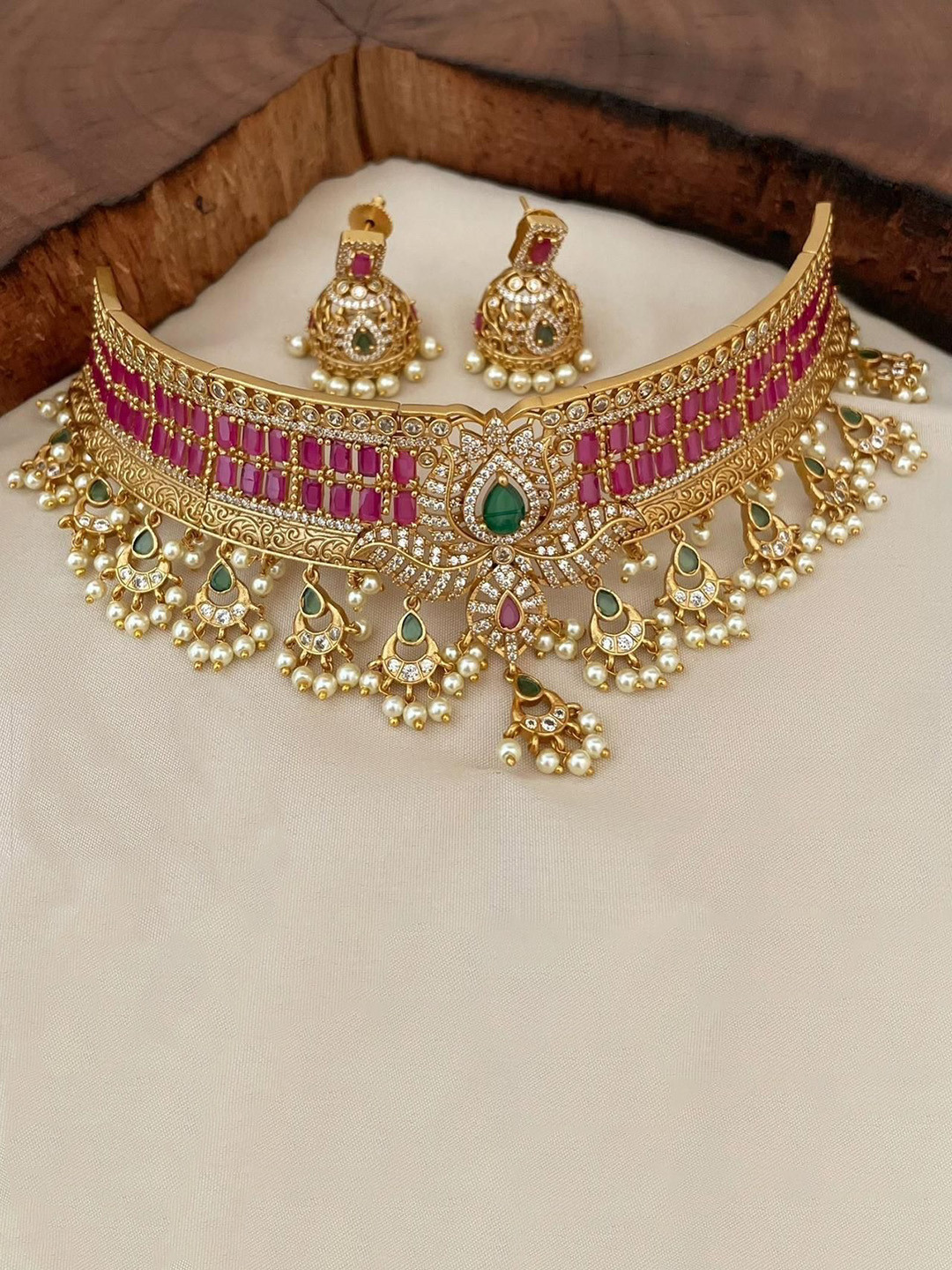 

GRIIHAM Gold Plated Cubic Zirconia Studded & Beaded Jewellery Set