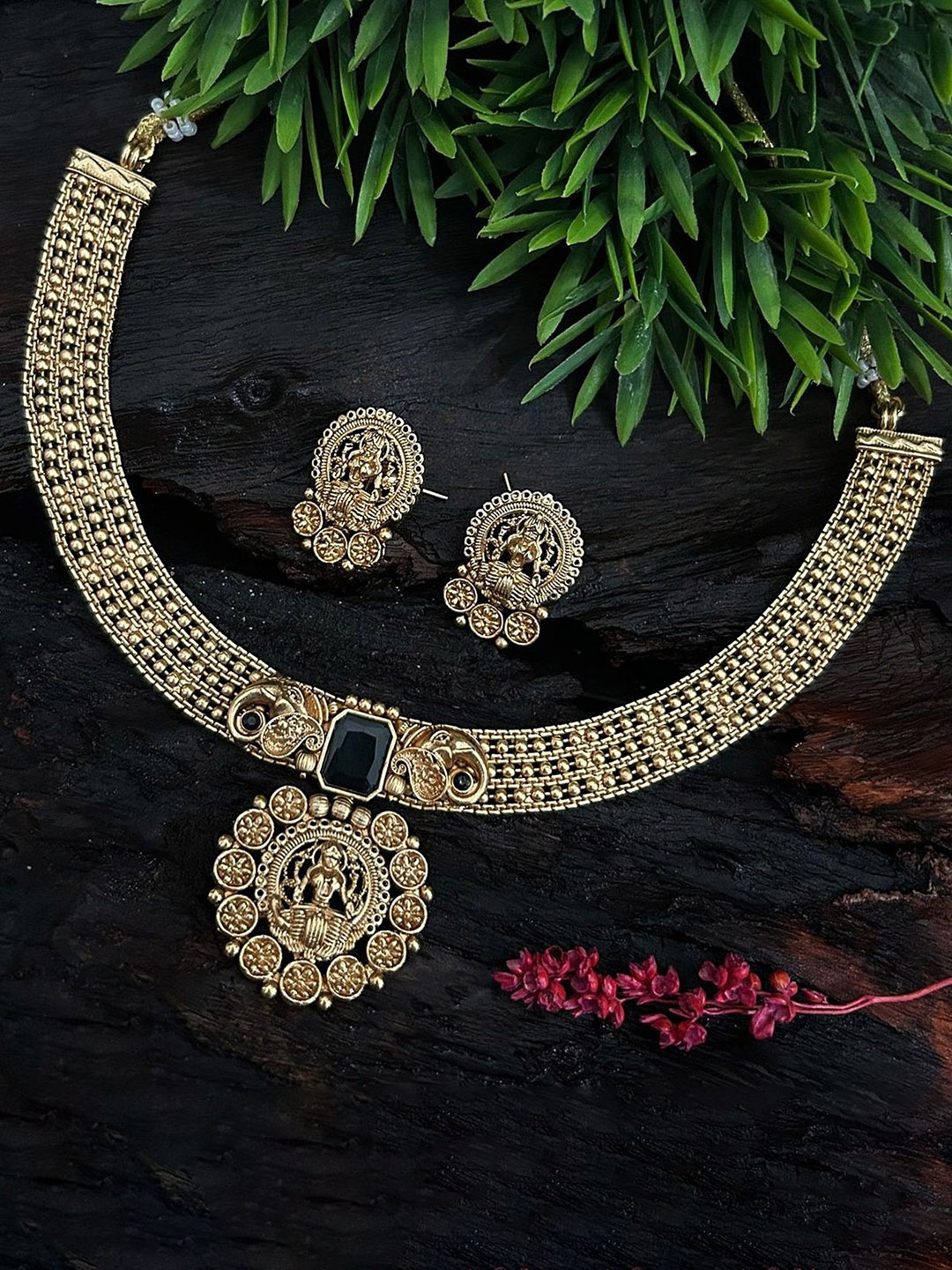 

GRIIHAM Gold Plated American Diamond Studded Temple Jewellery Set