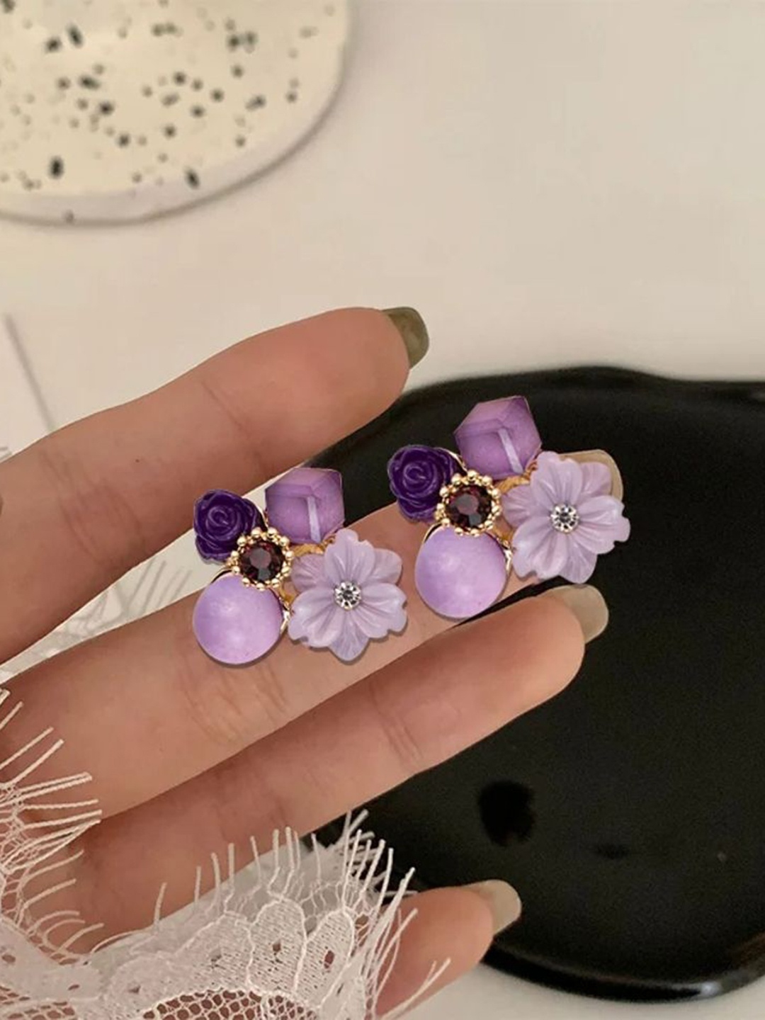 

Celestique Contemporary Studs Earrings, Purple
