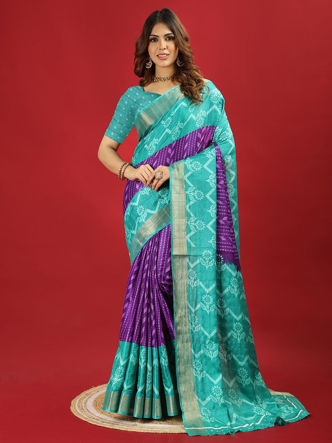 

NIRMAL CREATION Floral Printed Zari Saree, Purple