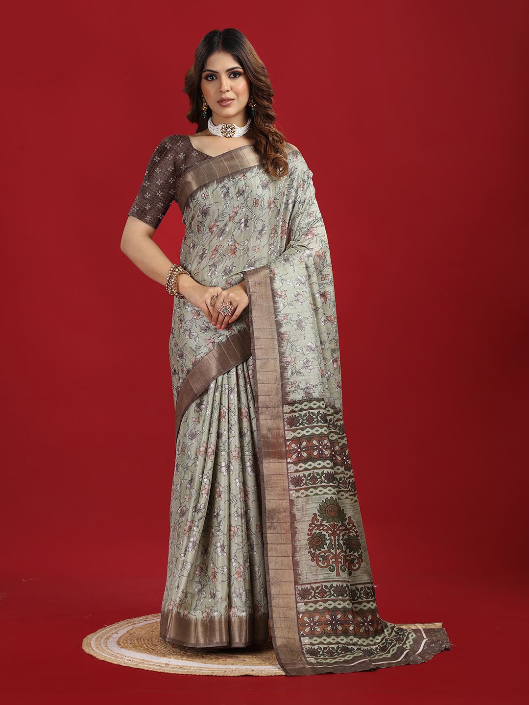 

NIRMAL CREATION Floral Printed Zari Saree, Beige
