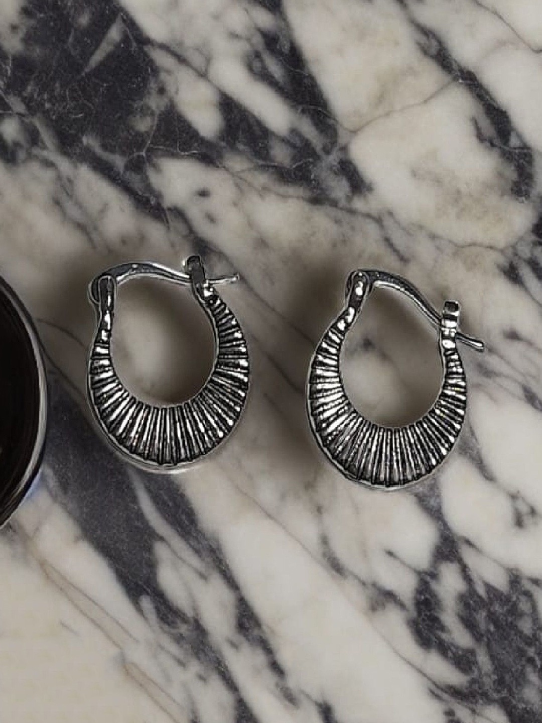 RUHI COLLECTION Silver Plated Classic Hoop Earrings