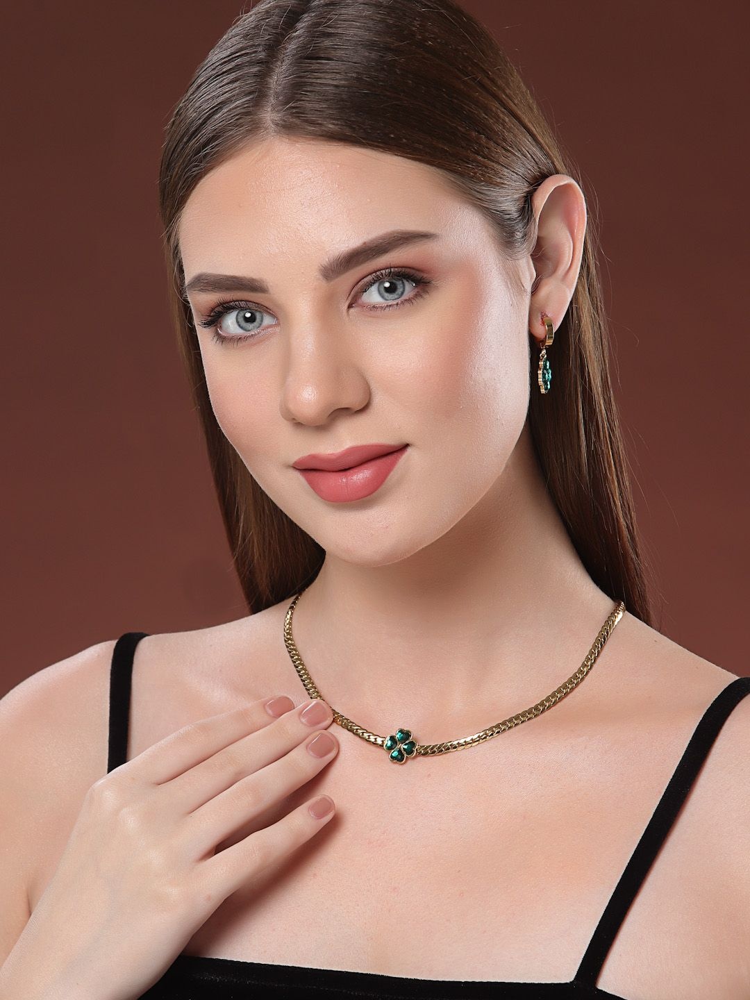 

VOGUE PANASH 18KT Gold Plated Stones Studded Tarnish-Free Necklace Set