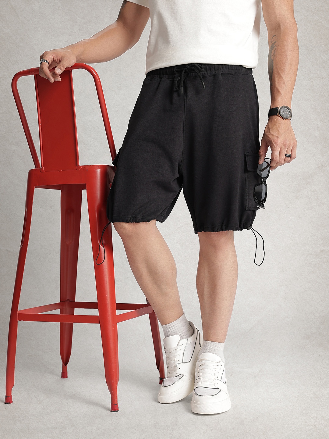 

WROGN Men Loose Fit Shorts, Black