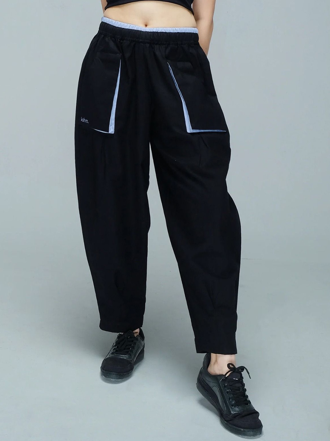 KSHM Unisex Relaxed-Fit Cotton Track Pant, Black