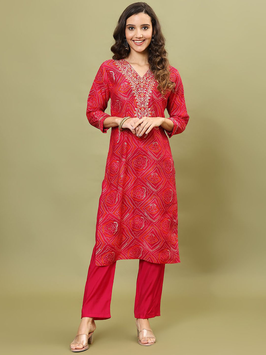 

Meena Bazaar V-Neck Bandhani Printed Thread Work Kurta with Trousers, Pink