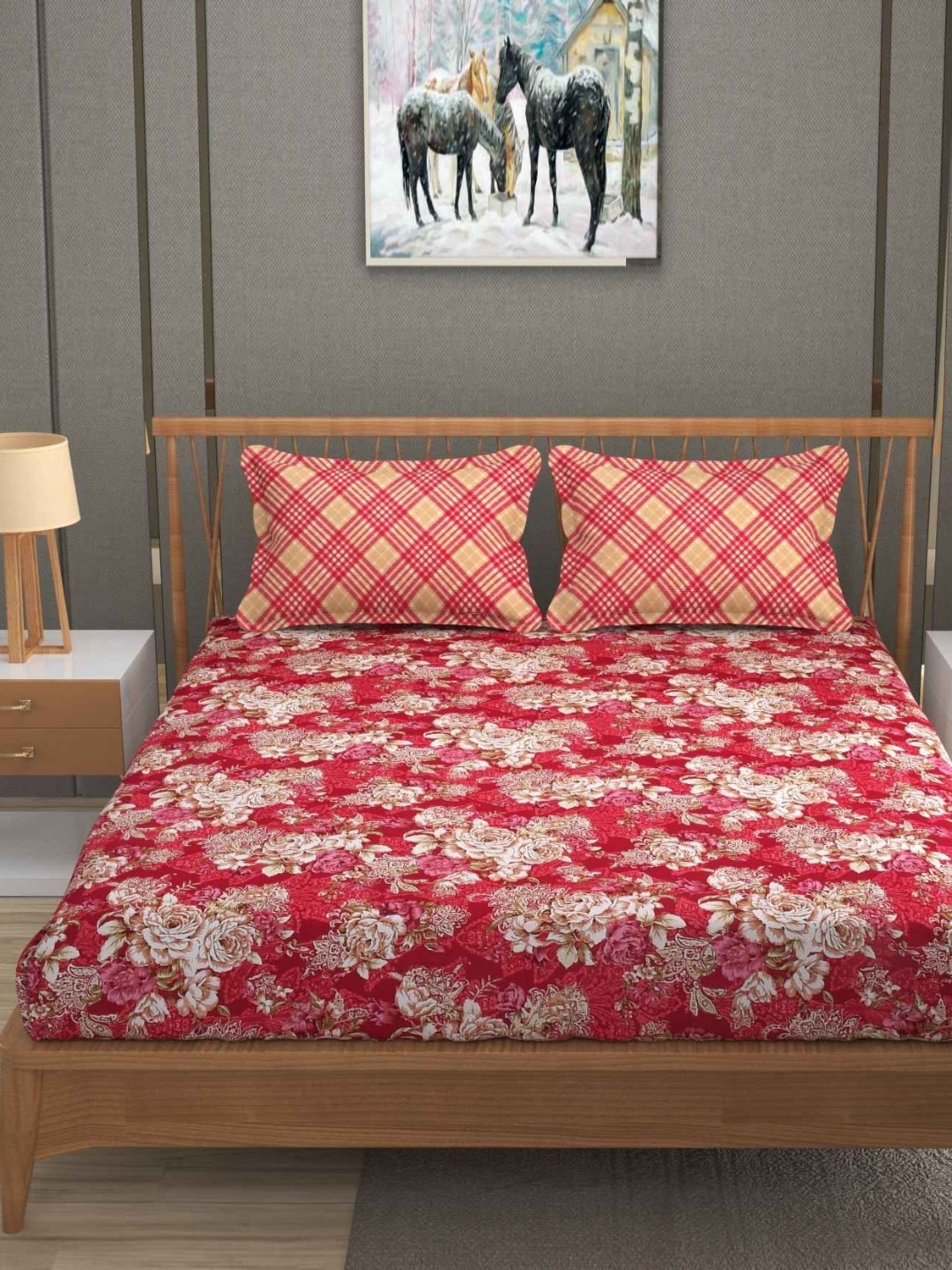 

YaAkholic Red & White Floral Printed 300 TC King Bedsheet Set 2.7 m x 2.7 m