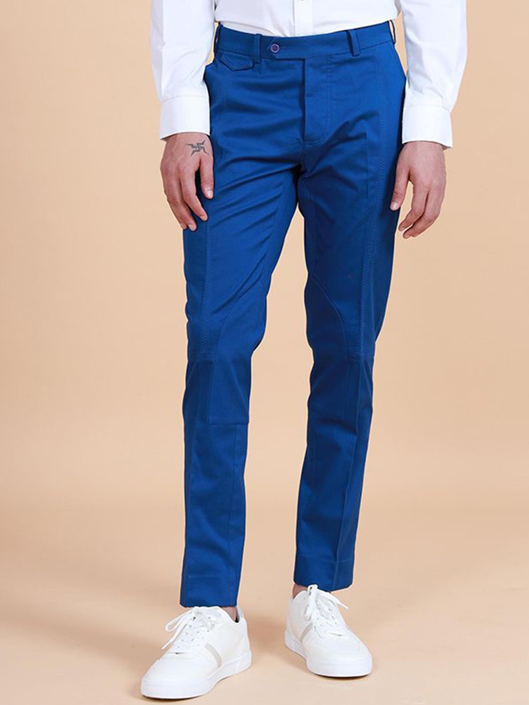 

RR Blue Men Relaxed Relaxed Fit Mid-Rise Trousers