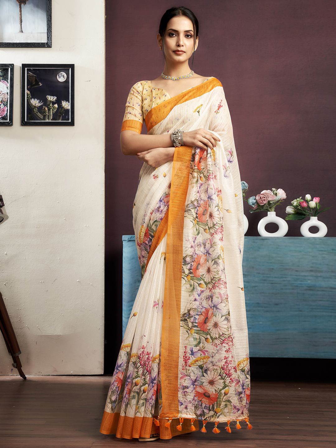 

KALINI Floral Printed Saree, Cream