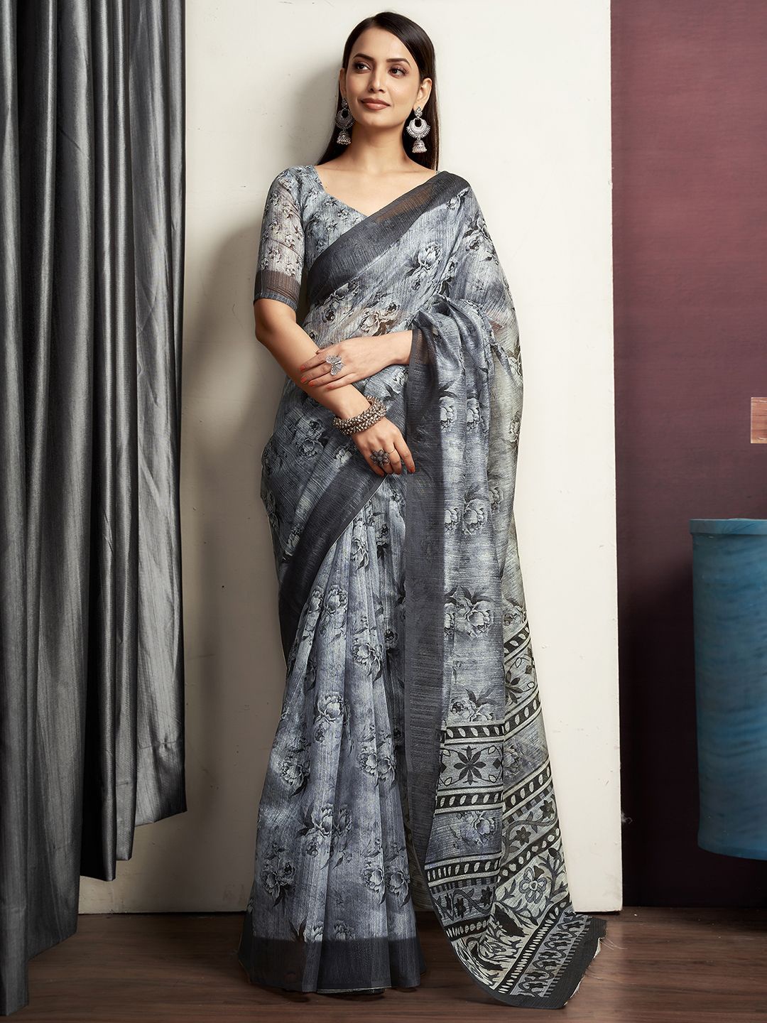 

KALINI Floral Printed Saree, Grey
