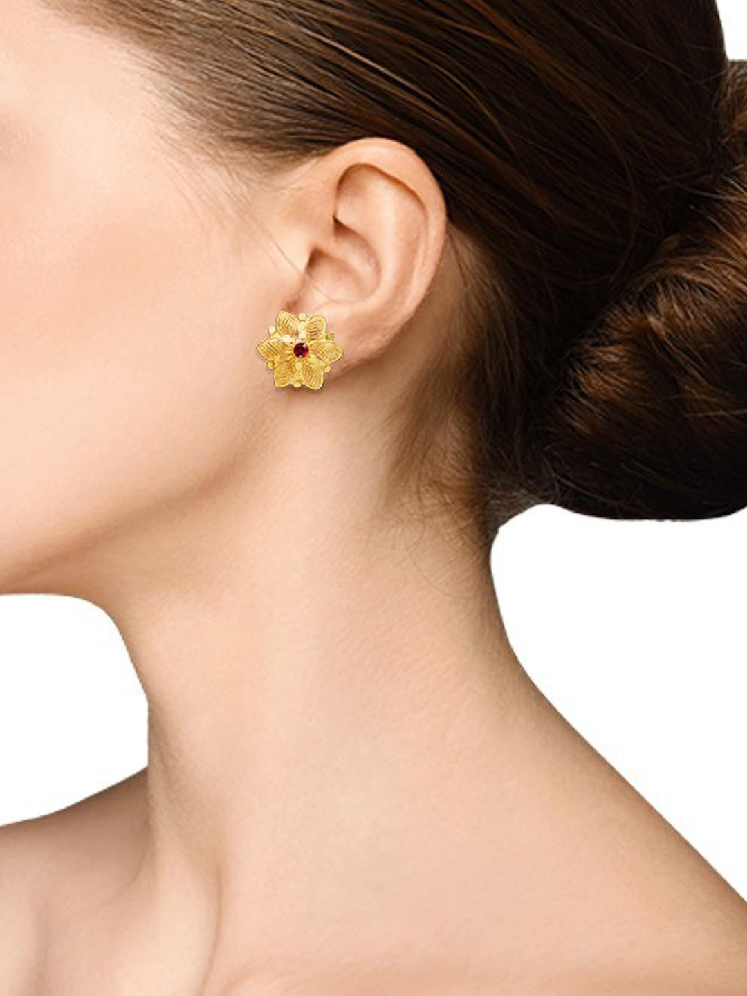 

PINAAKA DARINI Set Of 2 Gold-Plated One Gram AD Studded Floral Studs