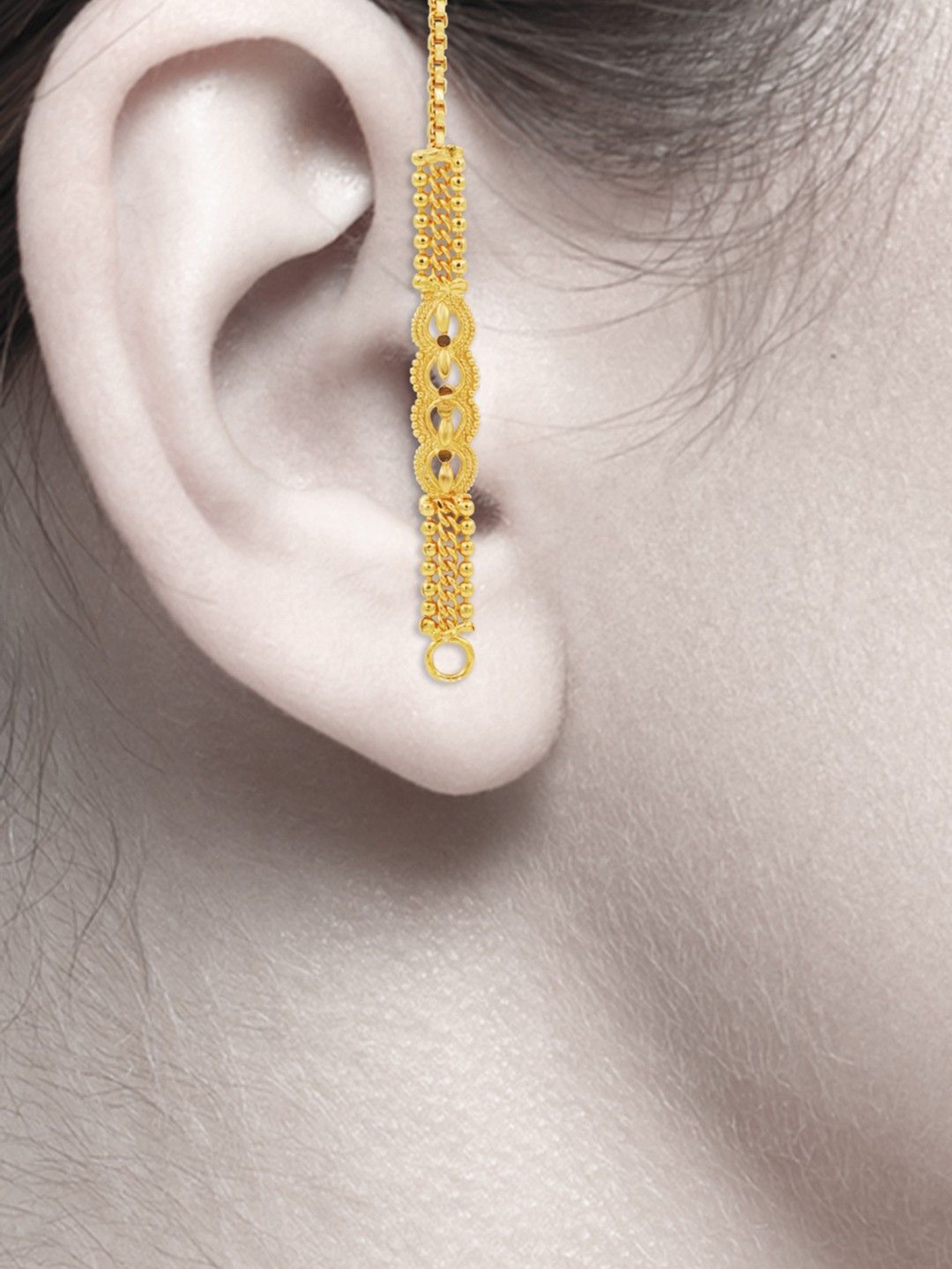 

PINAAKA DARINI 1 Gram Gold-Plated Contemporary Ear Chain