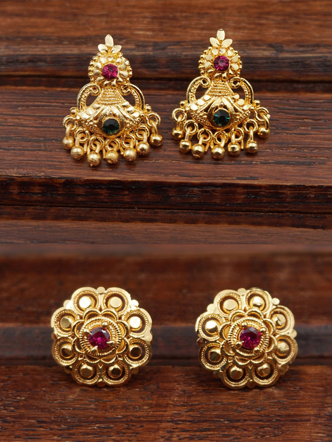 

PINAAKA DARINI Set Of 2 Gold-Plated One Gram Stone Studded Floral Studs