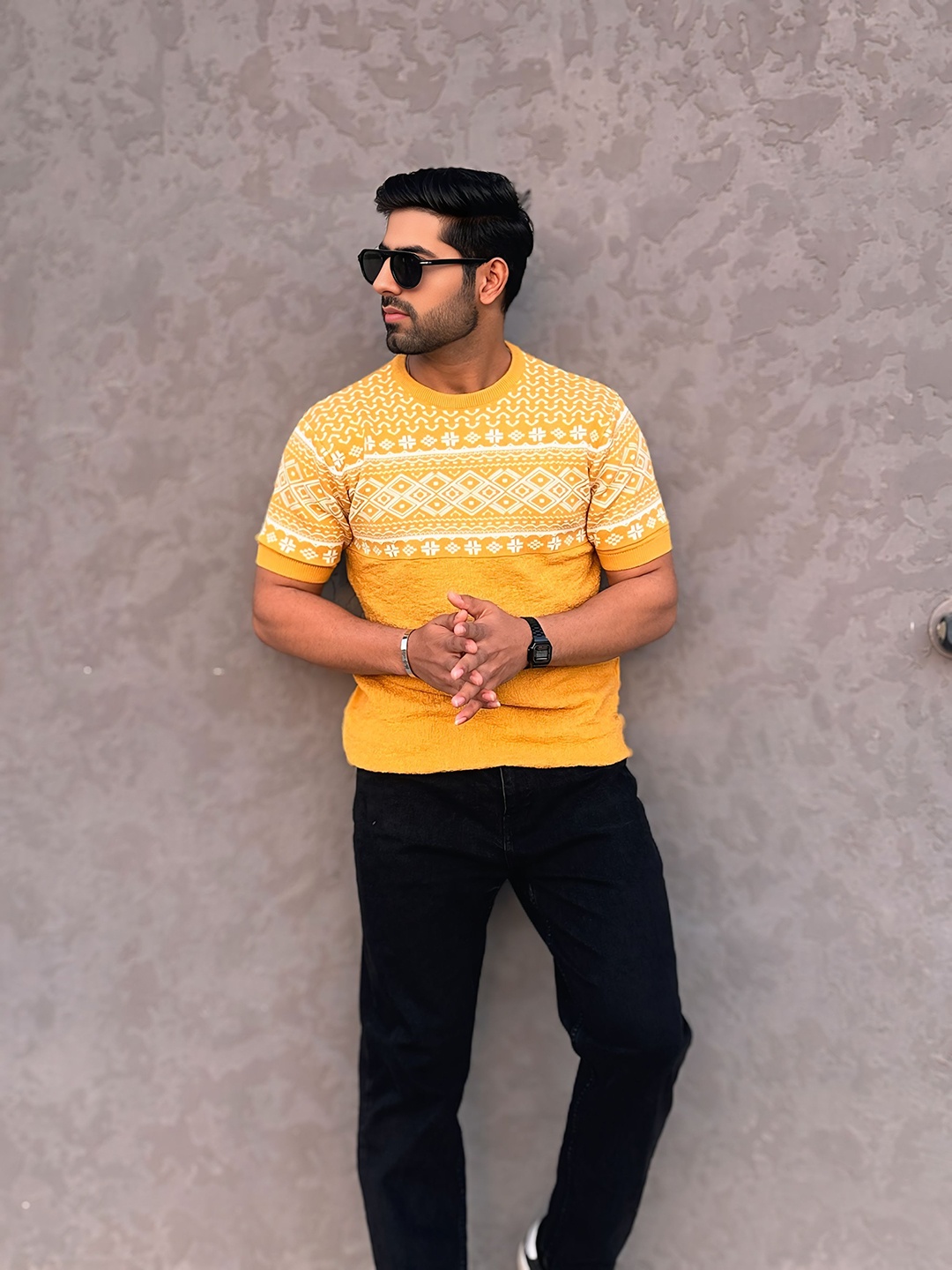 

Raimbera Men Geometric Printed Round Neck Cotton T-shirt, Yellow