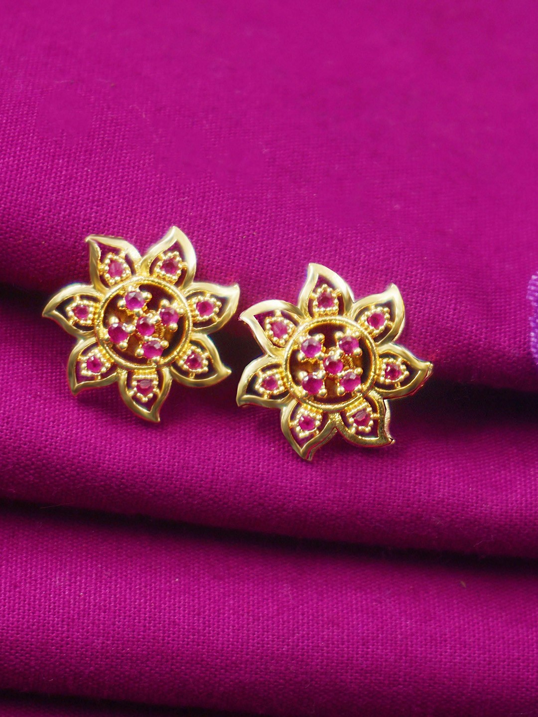 

PINAAKA DARINI Gold-Plated American Diamond Studded Circular Studs Earrings