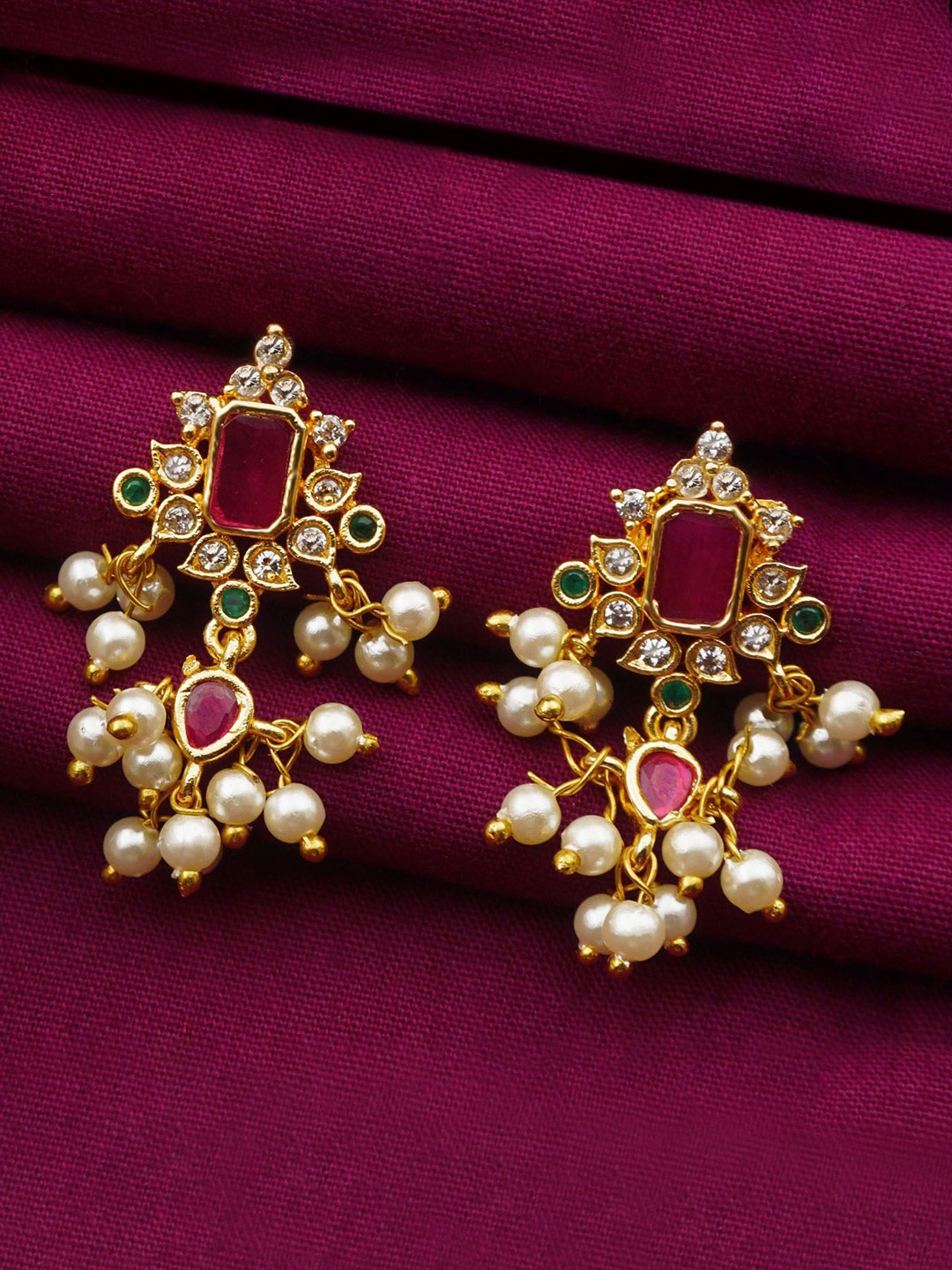 

PINAAKA DARINI Set Of 2 One Gram Gold-Plated Kembu Attigai & Kaan Chain Studs